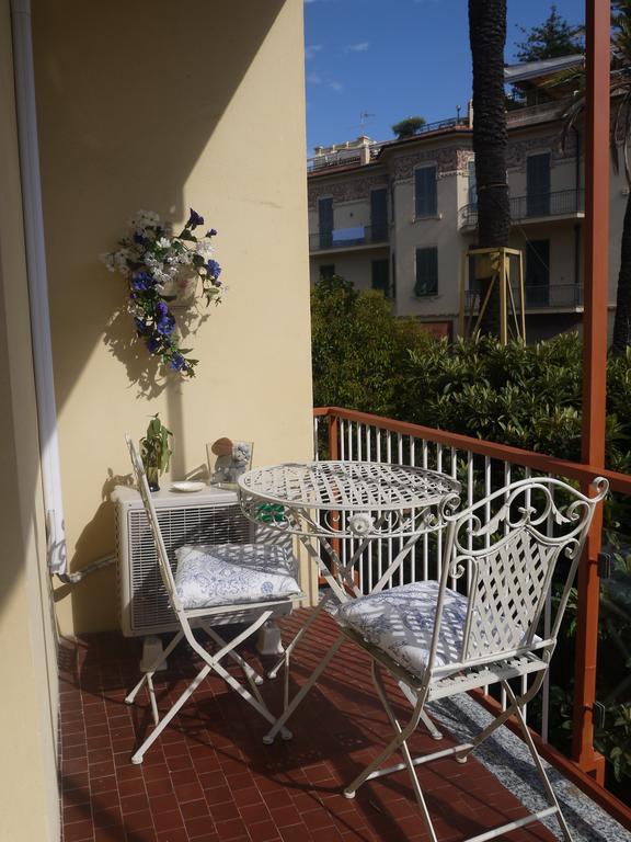 Апартаменти Casa Grandis Dimora Di Charme Nel Cuore Di Бордігера Номер фото